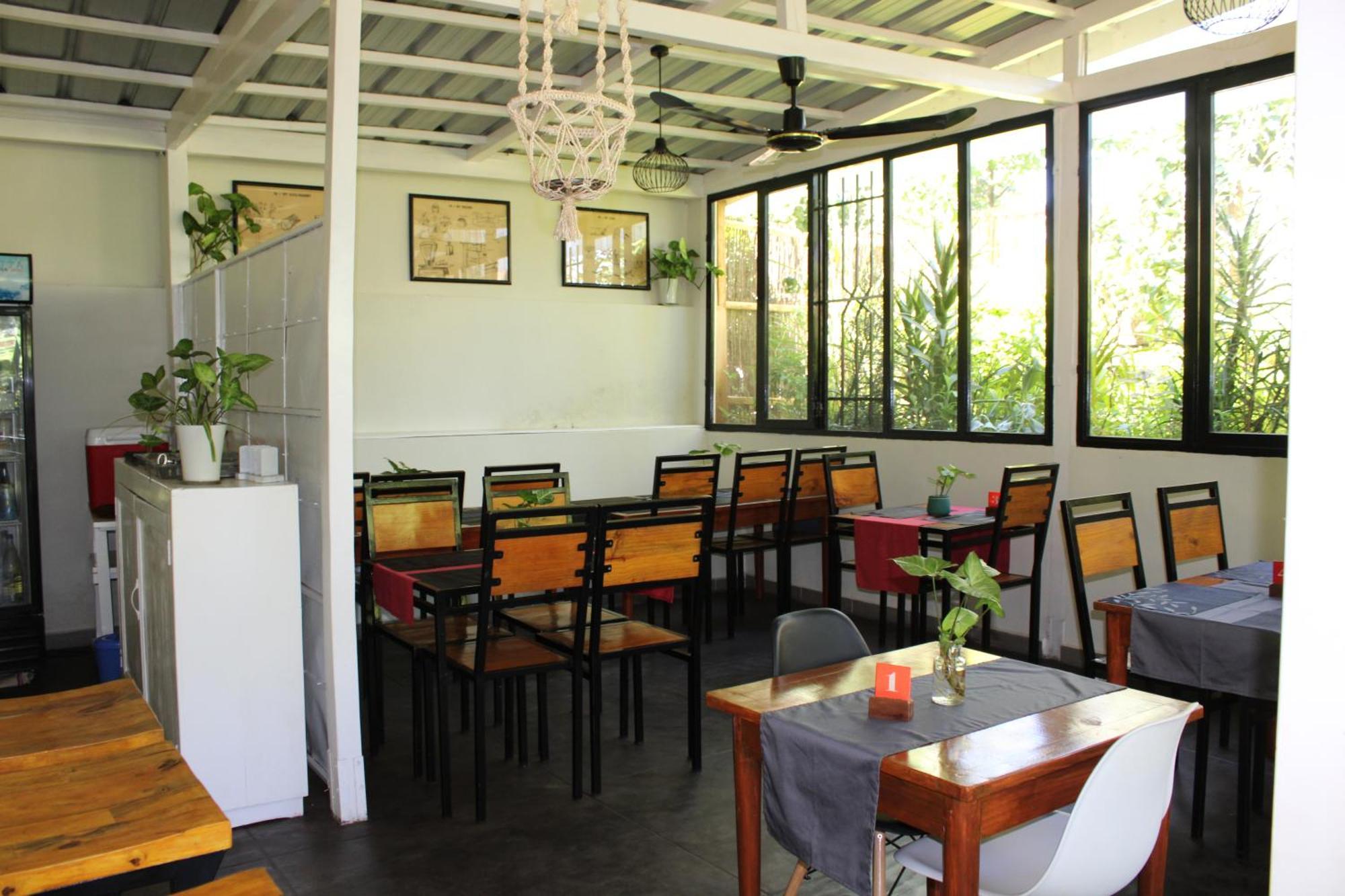 Souimanga-Hotel Antsirabe Exteriér fotografie