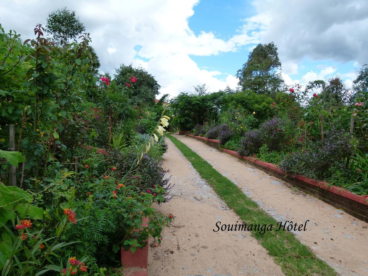 Souimanga-Hotel Antsirabe Exteriér fotografie